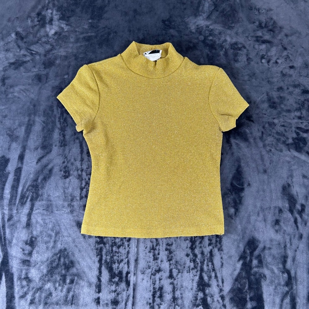 You Babes Mock Neck Top Womens Small Gold Metallic Ribbed Short Sleeve USA 3705